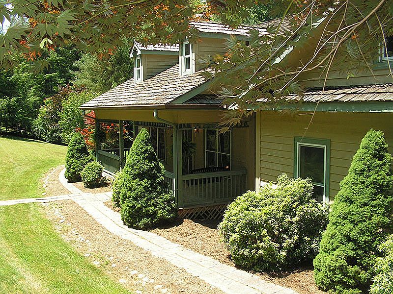 1855 Valle Cay Dr, Vilas, NC 28692 Zillow