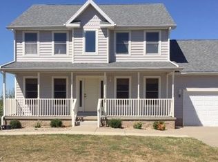 15 Robinson Ln, Marietta, OH 45750
