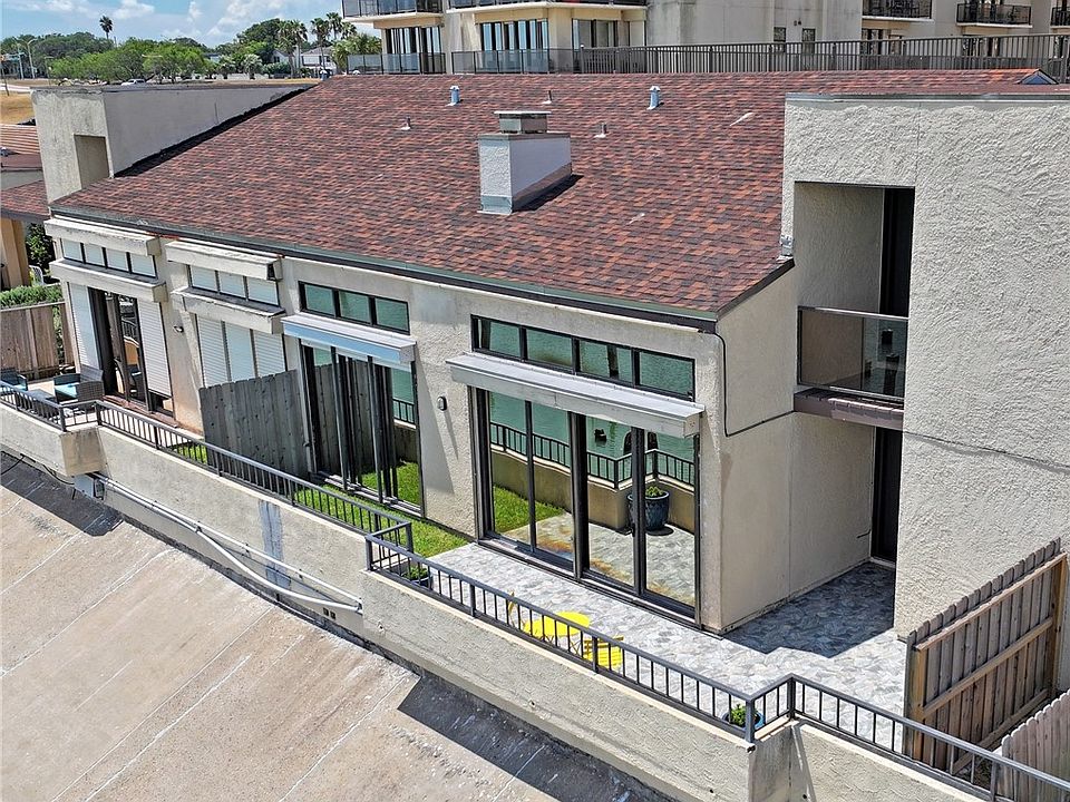 1st image of 1400 Ocean Dr APT 2