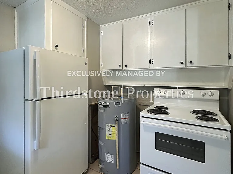 92 W 55th St #B — Photo 6