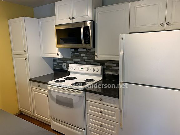 3rd image of 10825 SE 200th St APT D203