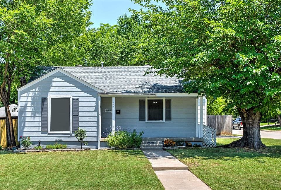 1st image of 3321 Townsend Dr