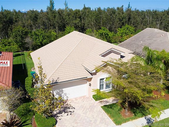 REMAX0285