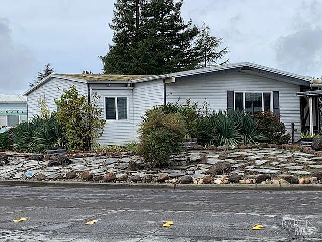 1st image of 175 Westgate Circle