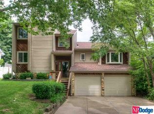 16506 Castelar St, Omaha, NE 68130
