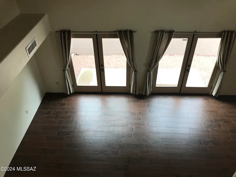 3149 N Olsen Ave — Photo 3