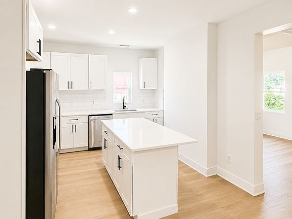 3rd image of 316 S Princeton Ave #316