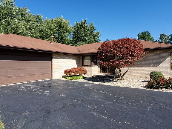 2nd image of 24555 S Wildwood Ct