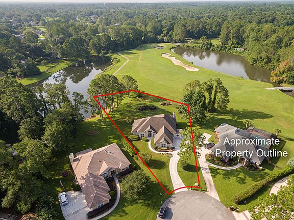 2nd image of 3627 Mammaroneck Ct