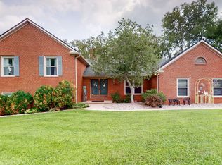 2020 Longview Dr, Georgetown, KY 40324