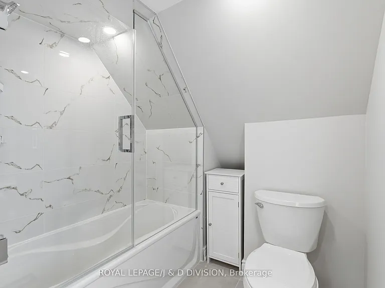 118 Bogert Ave #UPPER — Photo 14