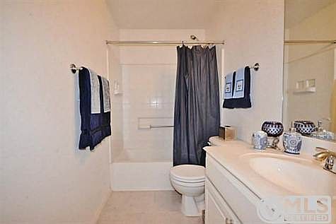 3rd image of 10308 Lake Park Dr