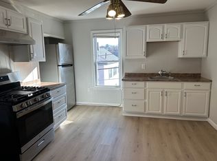 9 Marshall St APT 2, Worcester, MA 01604