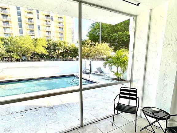 4th image of 2345 NE 135th St APT 101