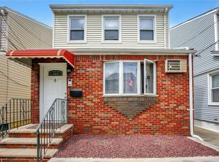 70-15 57th Rd, Flushing, NY 11378