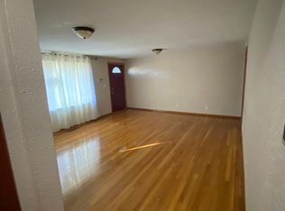 1304 Glen St, Grandview, WA 98930