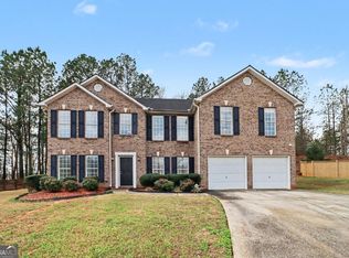 5769 Fairington Farms Ct, Lithonia, GA 30038