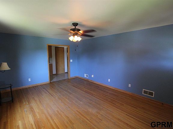 2nd image of 4434 S 32nd St