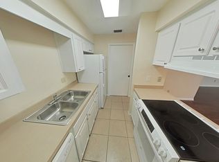 720 NE 30th Ave APT T, Ocala, FL 34470