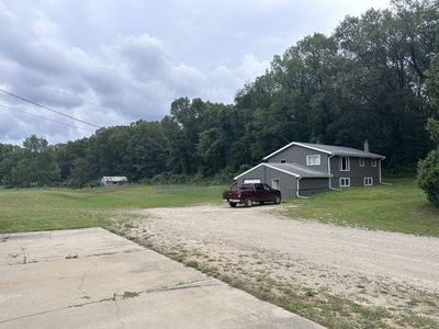 2799 S Van Kal St, Kalamazoo, MI, 49009