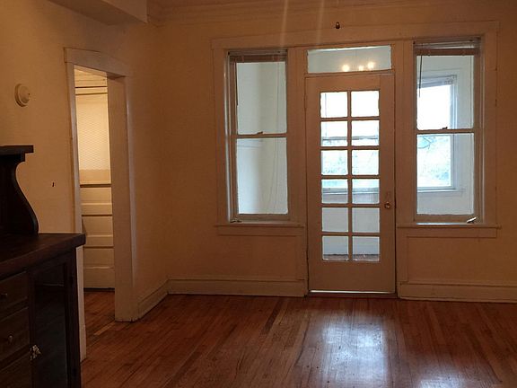 5th image of 3246 W Le Moyne St #2
