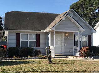 205 Old Oak Dr, Elizabeth City, NC 27909