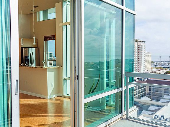 2nd image of 400 4th Ave S APT 1207