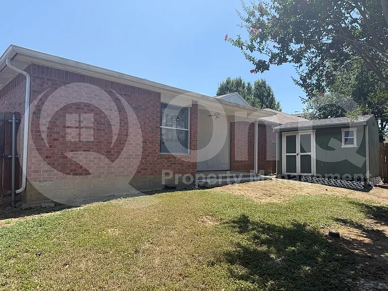 422 Blueberry Hill Ln — Photo 13