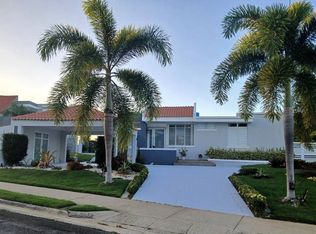 B Paisajes Del Lago, Luquillo, PR 00773