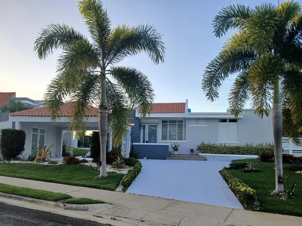 B Paisajes Del Lago, Luquillo, PR 00773