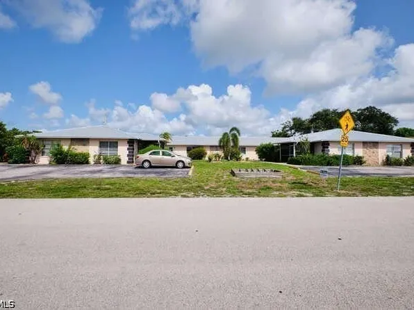 4104 SE 12th Pl, Cape Coral, FL 33904