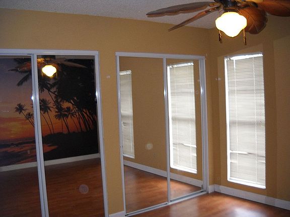 Spare Bedroom 1 with Wallpaper Mural