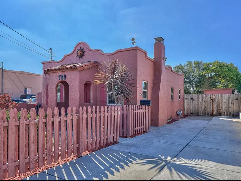 780 Sonoma Ave — Photo 2