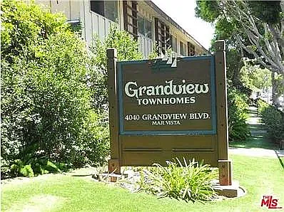 4040 Grand View Blvd #15 — Photo 21