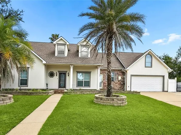 105 Constellation Dr, Slidell, LA 70458