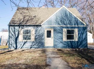 1500 S Frederick Dr, Sioux Falls, SD 57105
