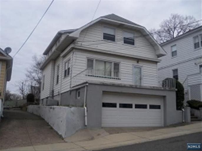 2nd image of 83 N 17th St