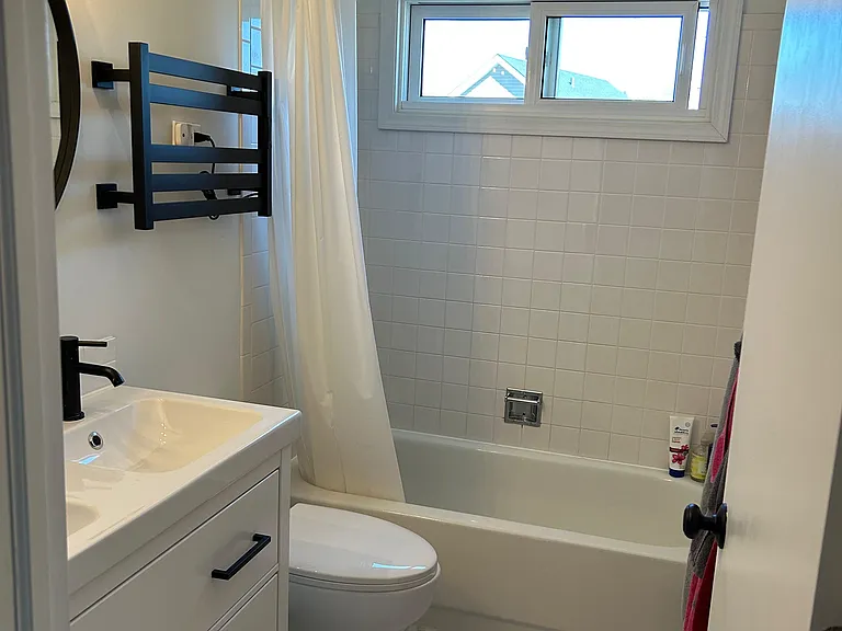 Lakewood Cir — Photo 15