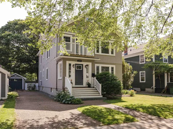 1777 Cambridge St, Halifax, NS B3H 4A8