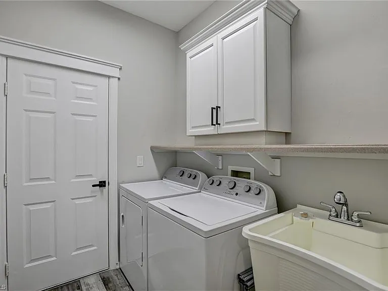 4707 Brixton Ct — Photo 18