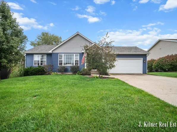 807 Green Meadows Dr, Middleville, MI 49333