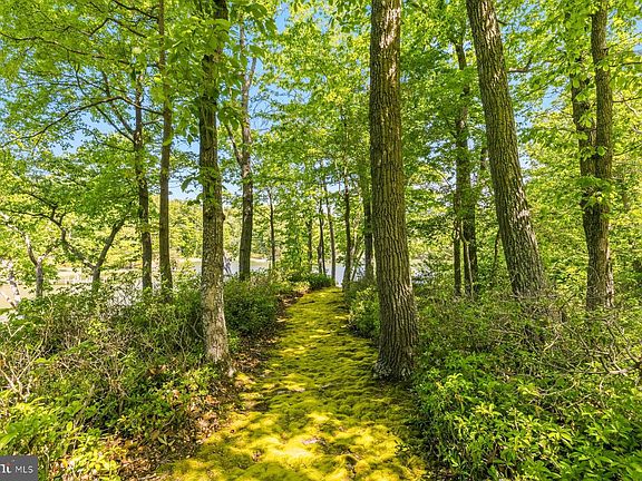 5th image of 27279 Cat Creek Rd