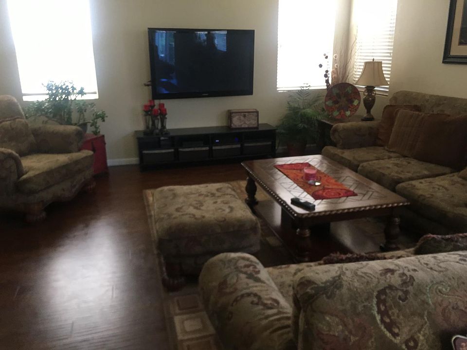 1st image of 4815 Winamac Dr