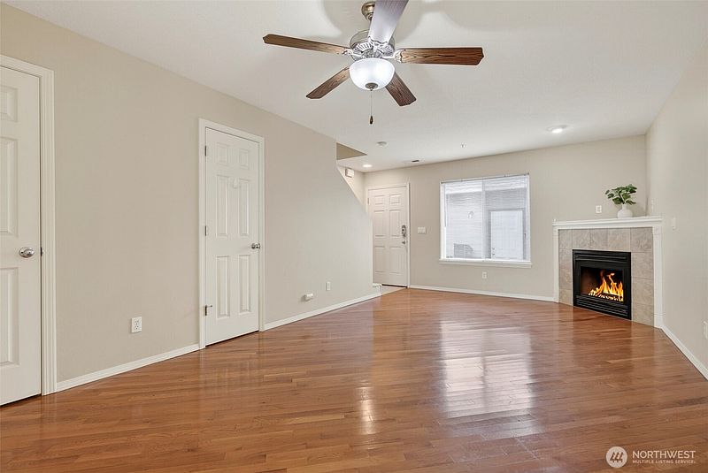 5th image of 4000 NE 109th Avenue #V118