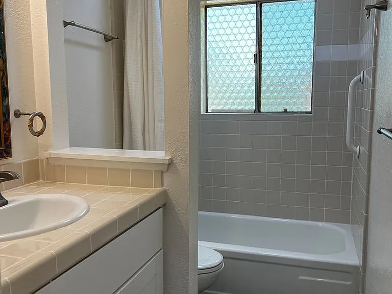 515 Nancy Cir — Photo 9