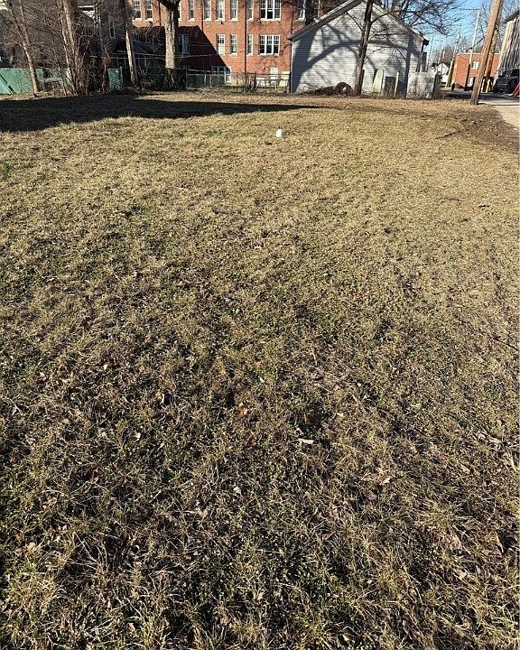 1st image of 420 W Ash St