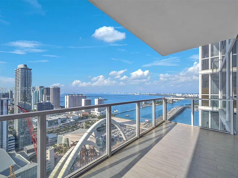 1100 Biscayne Blvd #4308 — Photo 24