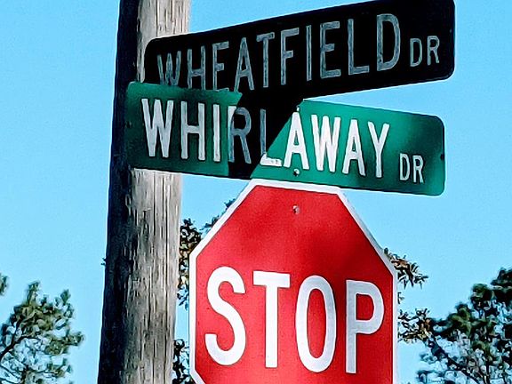 4th image of 96 Wheatfield Dr