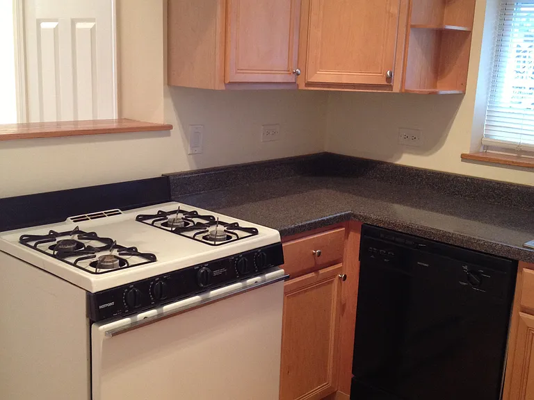 2611 W Rice St #2F — Photo 4