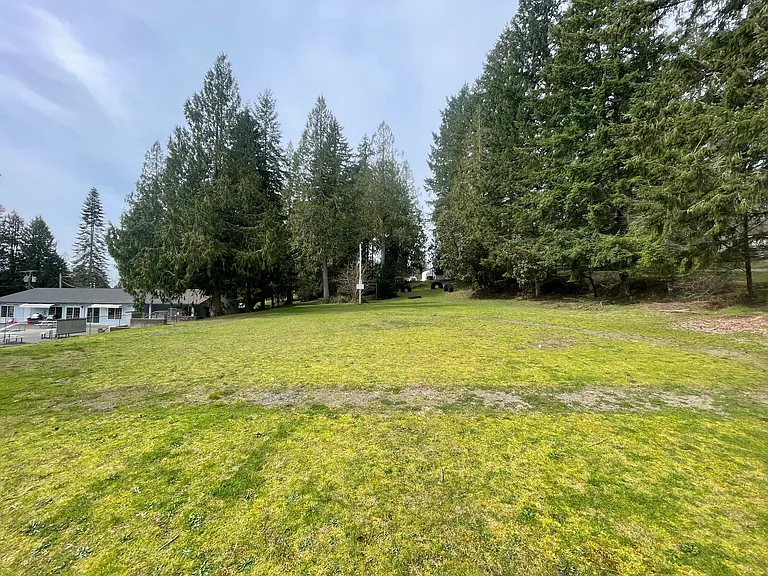 310 E Wood Ln — Photo 20